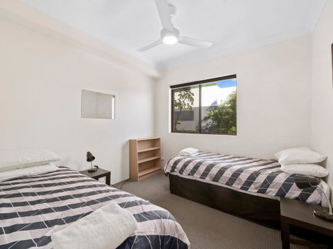 Hawaiian Gardens Unit 22 - Foster Accommodation 5