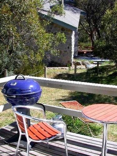 Beautiful Woodridge Chalet - Foster Accommodation 5