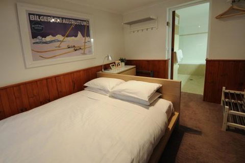 One Bedroom Superb View - Foster Accommodation 2