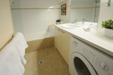 One Bedroom Superb View - Foster Accommodation 0