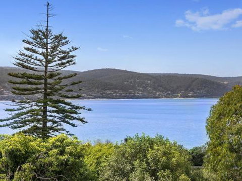 APARTMENT 29 PACIFIC APARTMENTS Grand Escape With Ocean Views - Foster Accommodation 0