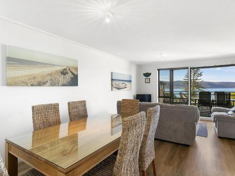 APARTMENT 26 PACIFIC APARTMENTS Walk To Town - Foster Accommodation 5