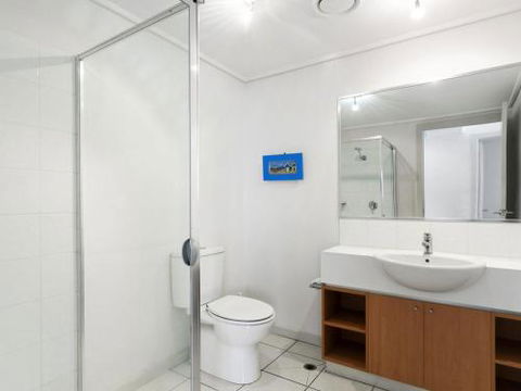 APARTMENT 23 PACIFIC APARTMENTS Sit On The Deck & Soak In The View - Foster Accommodation 4