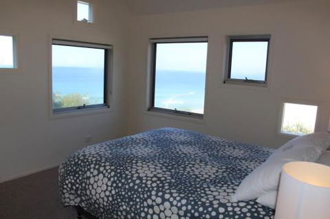 NORTHPOINT 1 - Foster Accommodation 1