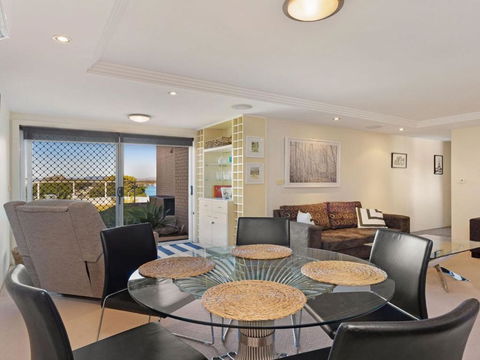 Garden Apartment At Forster Tower - Foster Accommodation 3