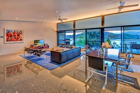 Waves 3 Luxury 3 Bedroom - Foster Accommodation 4