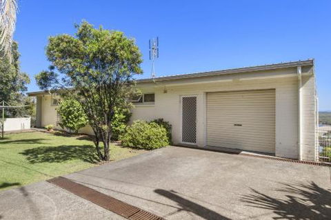 La Mer 19 Dulconghi Street - Foster Accommodation 5