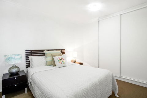 Beach Views & Breezes Sunshine Beach - Foster Accommodation 1