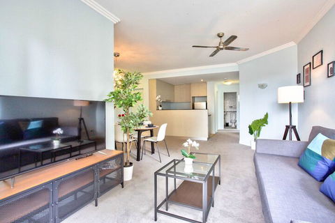 Apartment CBD Jones Bay - Foster Accommodation 6