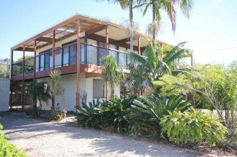Lakehouse On Oxley - Foster Accommodation 0