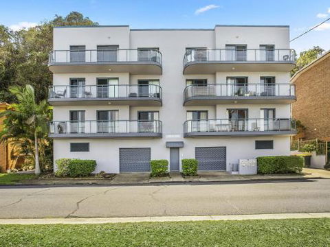 Waters Edge Nambucca Heads - Foster Accommodation 1