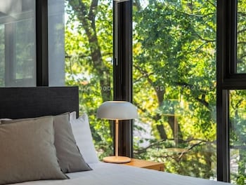 Accommodate Canberra Midnight Apartments - Foster Accommodation 5