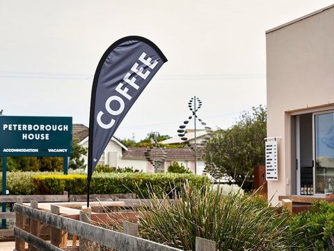 Peterborough House & Motel - Foster Accommodation 0