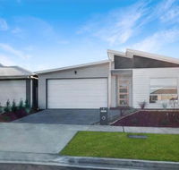 Brand New Home 10 mins to Beach Torquay Geelong Deakin Hospitals - Foster Accommodation