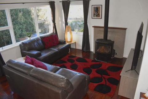 NEW Winston Cottage Leura Views & Location - Foster Accommodation 2