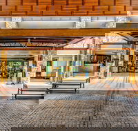 Luxury Apartment at Sea Temple Palm Cove 2 Bed 2 Bath