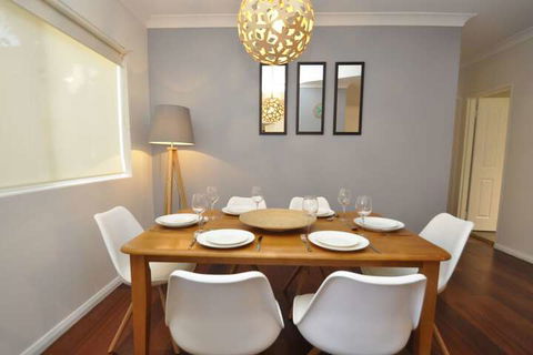 Parramatta Lennox 2 Bedroom - Foster Accommodation 6