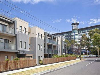 Apartments At Glen Central ViQi - Foster Accommodation 0