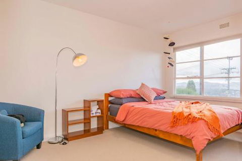 Lofty Views City Stunner! - Foster Accommodation 1