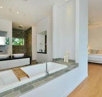 Patons Place on the Beach