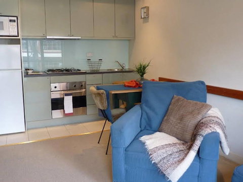 Market Square Melbourne Accommodation - Foster Accommodation 0