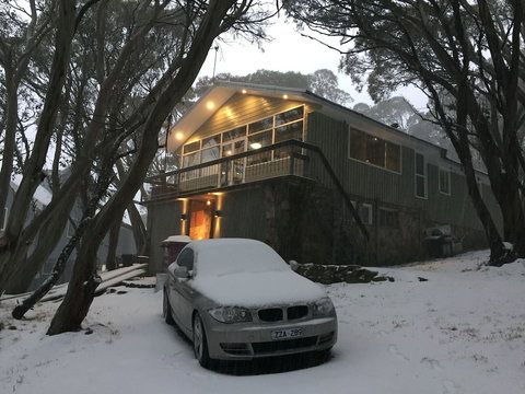 Amber Lodge Mt Buller - Hostel - Foster Accommodation 1
