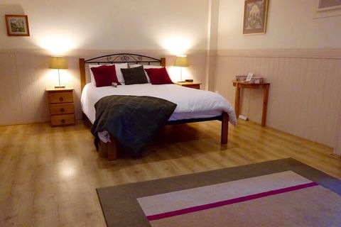 Lagoon Pocket B&B - Foster Accommodation 6