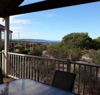 Cosy Corner Beach Cottages - Foster Accommodation