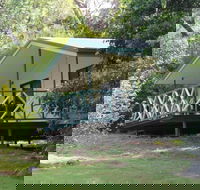 Capricorn Caves - Caravan Park