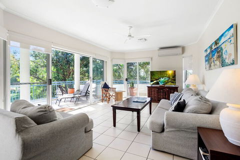 Noosa Riviera - Foster Accommodation 6