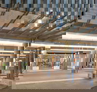 Melbourne Holiday Apartments Flinders Wharf - Foster Accommodation