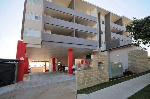 Laguna Apartments - Foster Accommodation 1