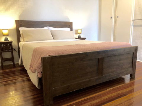 Five 3 Five - The Beachside Barracks - Foster Accommodation 4