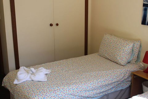 Australian Home Away At Doncaster Elgar - Foster Accommodation 6