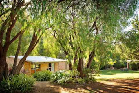 Peppermint Brook Cottages - Foster Accommodation 0