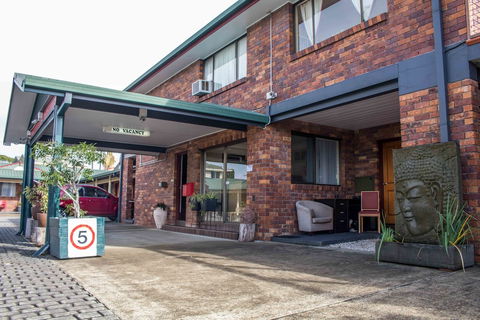 Arabella Motor Inn - Foster Accommodation 5