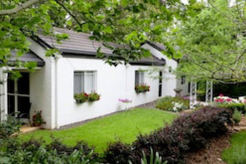 Homewood Cottages - Foster Accommodation 0