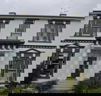 Portland Holiday Village - Foster Accommodation