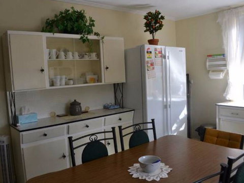 Squatters Cottage - Foster Accommodation 1