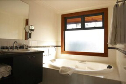 Lazy River Boutique Bed & Breakfast - Foster Accommodation 3