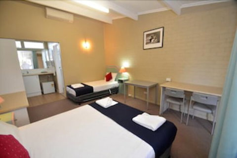 Parkview Motor Inn Parkes - Foster Accommodation 6