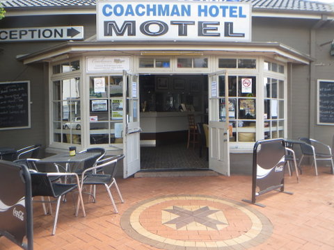 Coachman Hotel Motel - Foster Accommodation 3