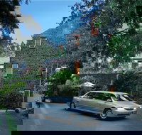 The Loft In The Mill Boutique Accommodation - Foster Accommodation