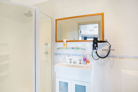 Anchors Aweigh Narooma - Foster Accommodation 7