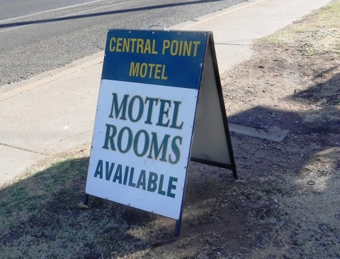 Central Point Motel - Foster Accommodation 5