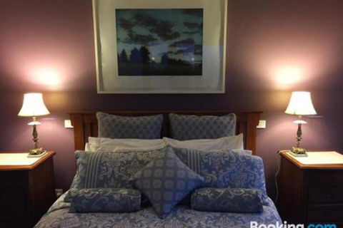 Birches Luxury Spa Chalets - Foster Accommodation 3
