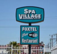 Spa Village Travel Inn - Foster Accommodation