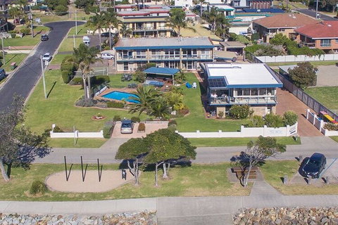 Lakeside Holiday Apartments Merimbula - Foster Accommodation 2