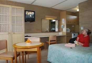 Town Centre Motor Inn - Foster Accommodation 6