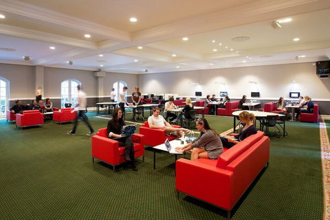 RMIT Village House - Foster Accommodation 6
